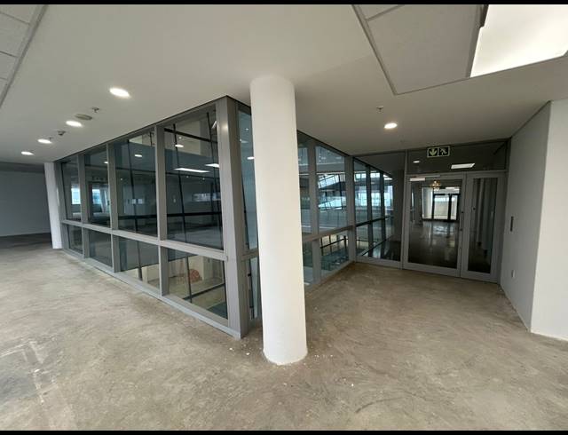 1,055M² OFFICE TO LET IN SANDTON CENTRAL